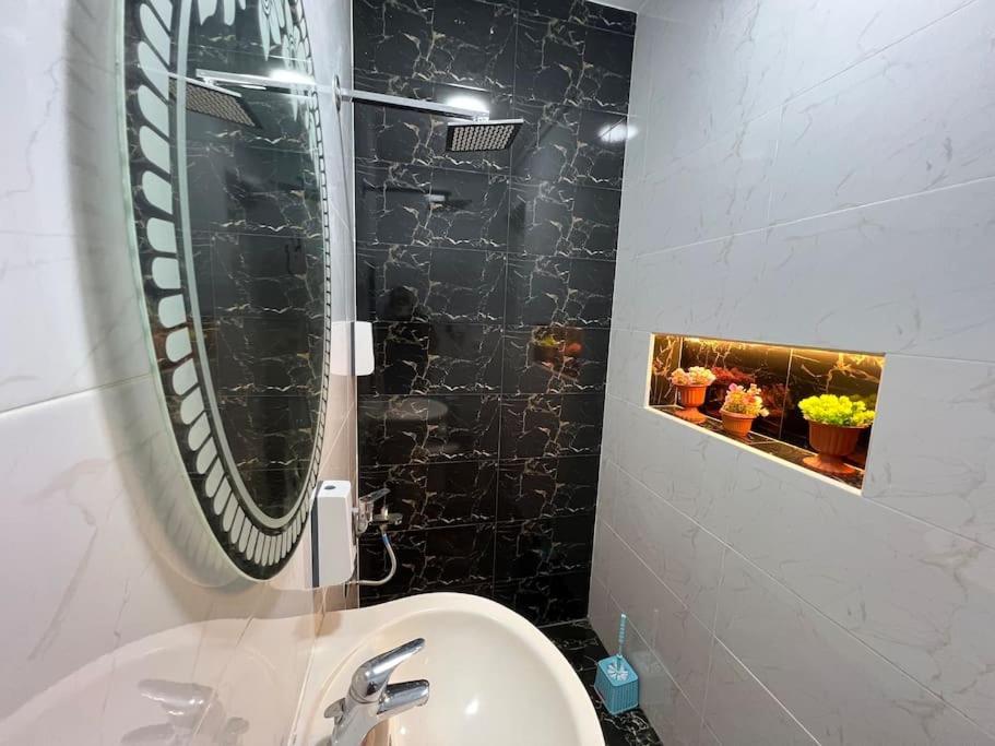 Luxury Apartment Downtown Le Caire Extérieur photo